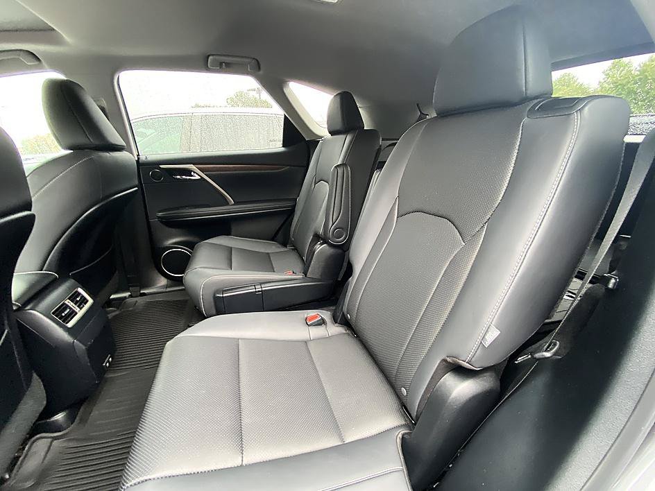 Used 2022 Lexus RX 350L Premium w/ Premium Package AWD/4WD image 12