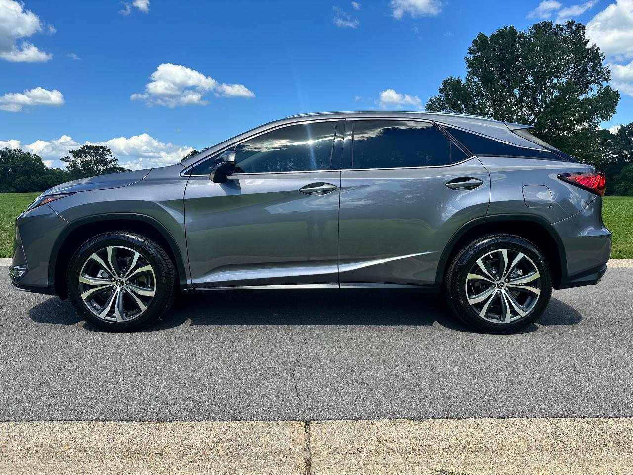 Used 2022 Lexus RX 350 FWD w/ Premium Package image 8