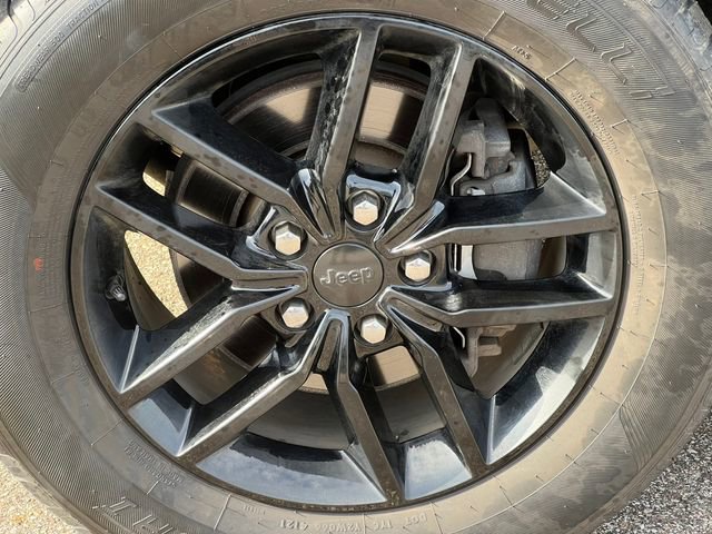 Used 2020 Jeep Grand Cherokee Limited image 6