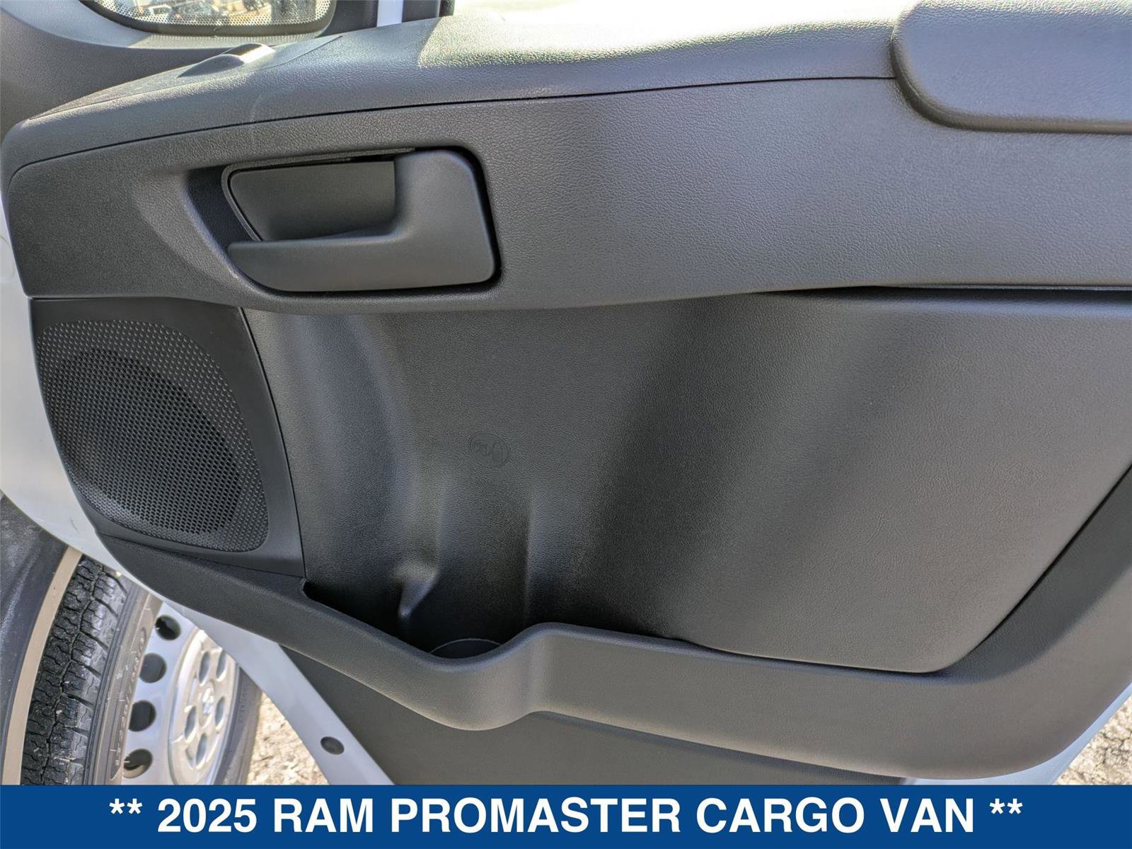 New 2025 RAM ProMaster 2500 w/ Convenience Group image 27
