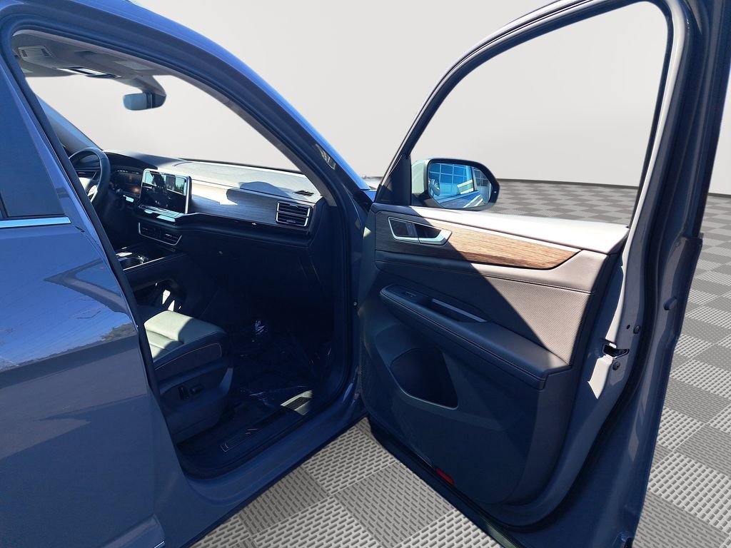 New 2025 Volkswagen Atlas SEL AWD/4WD image 17