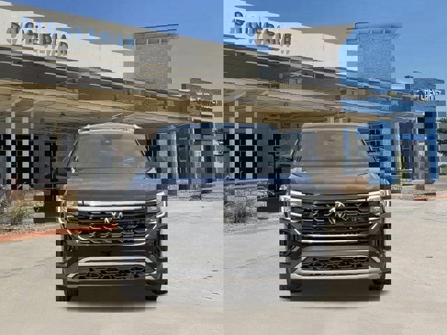 Used 2025 Volkswagen Atlas Cross Sport SE AWD/4WD image 9