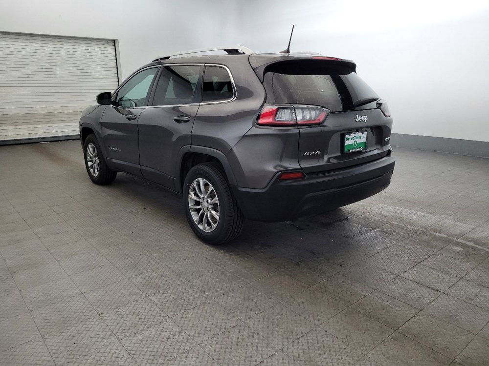 Used 2019 Jeep Cherokee Latitude Plus AWD/4WD image 5