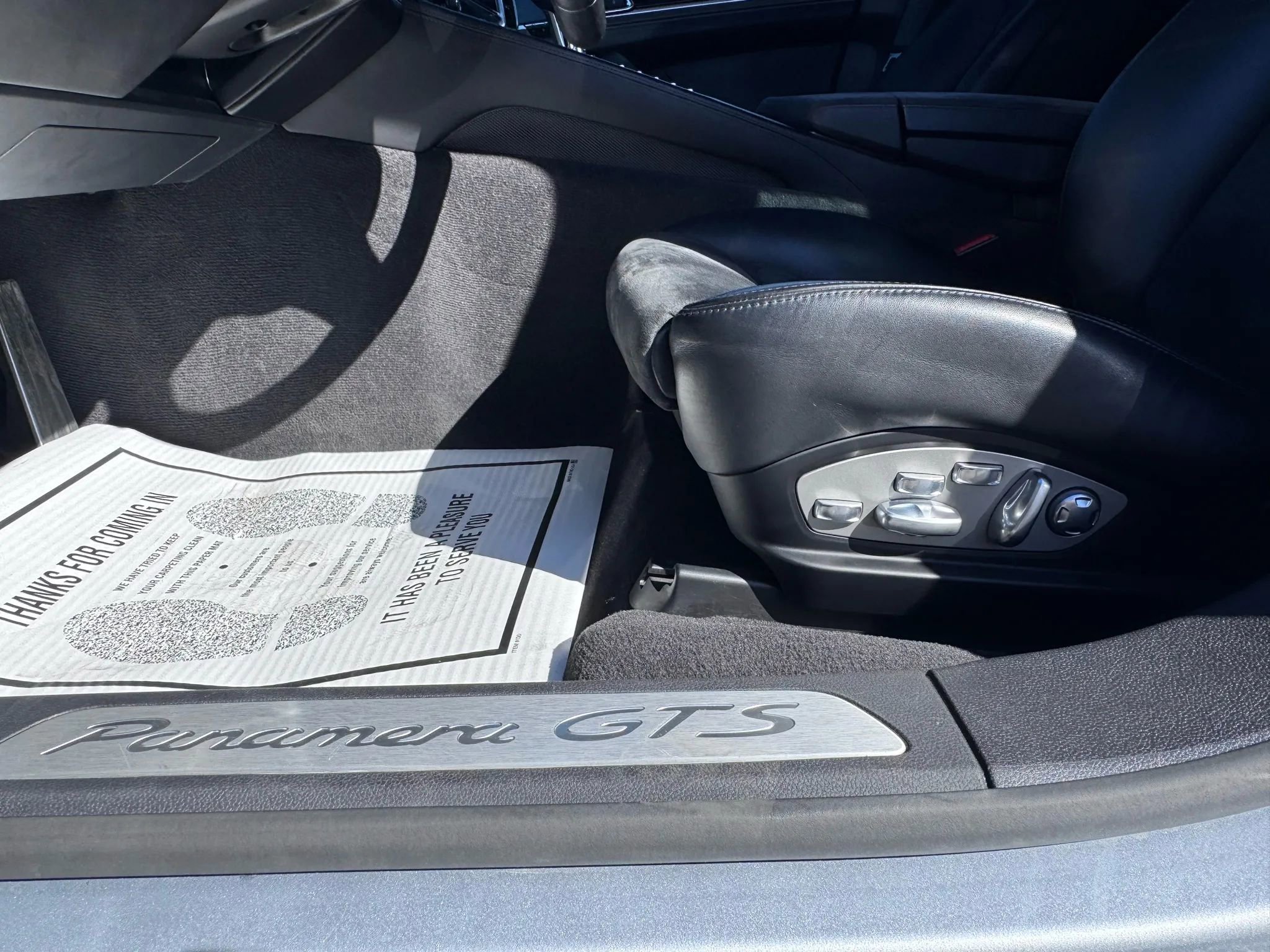 Used 2016 Porsche Panamera GTS image 11