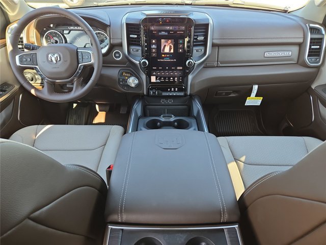 New 2026 RAM 1500 Laramie AWD/4WD image 41
