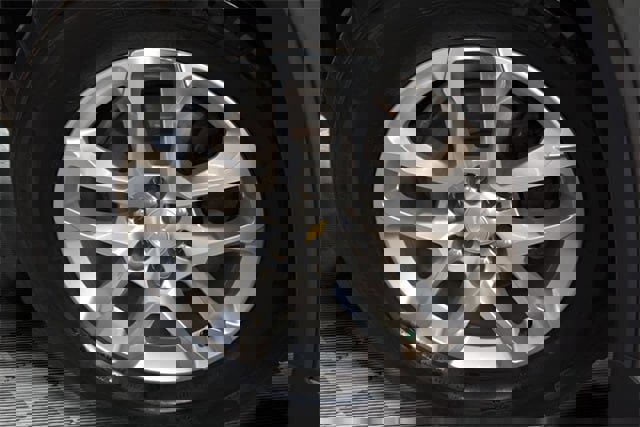 Used 2018 Chevrolet Traverse LT image 29