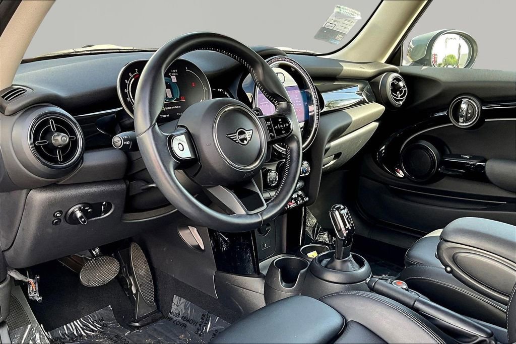 Used 2022 MINI Cooper S image 16