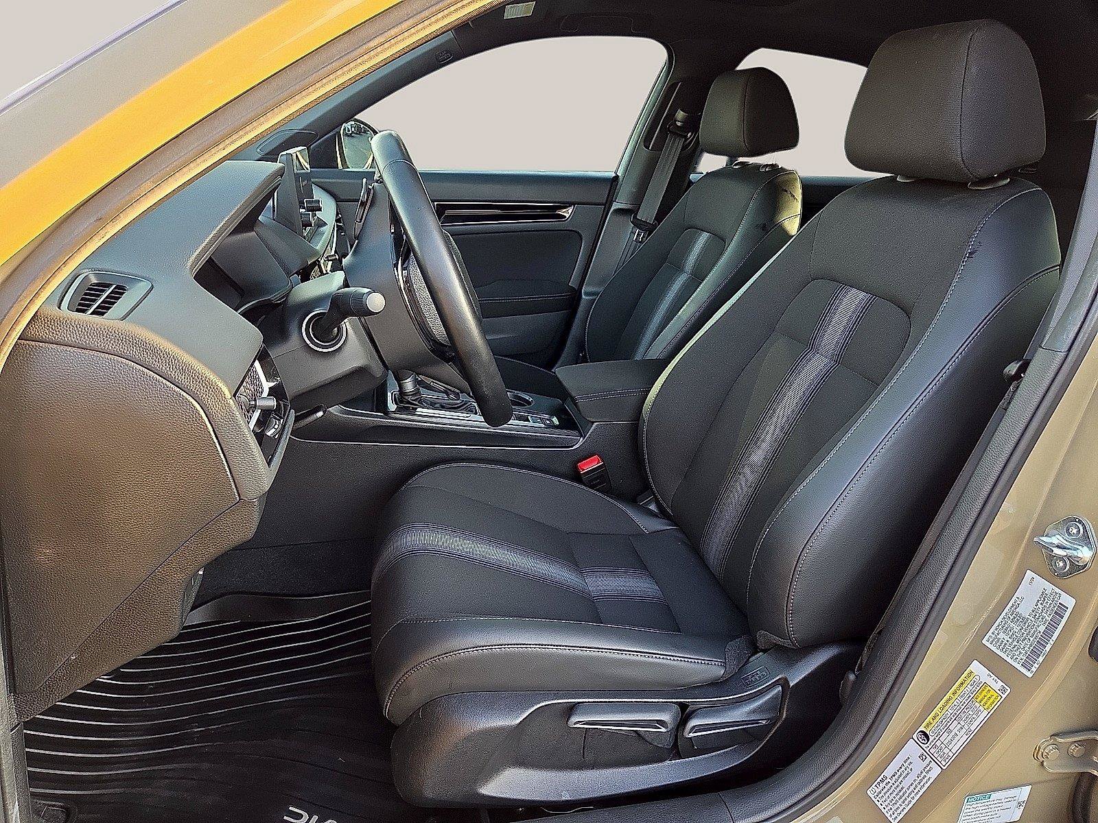 Used 2025 Honda Civic Sport image 15
