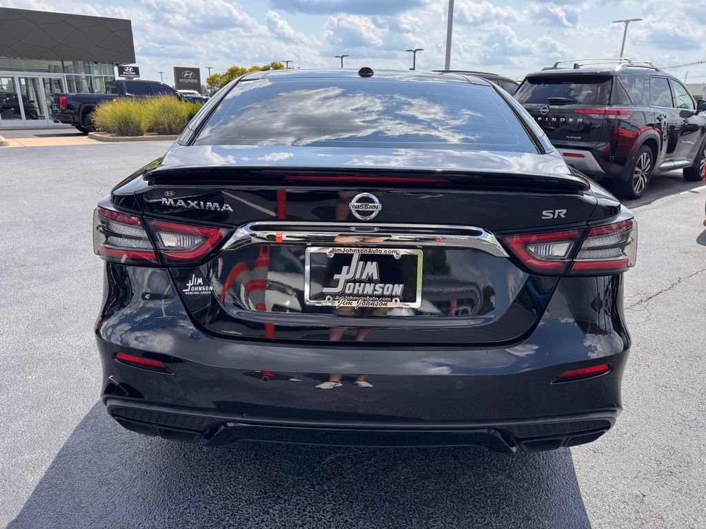 Used 2019 Nissan Maxima SR w/ Premium Package FWD image 4
