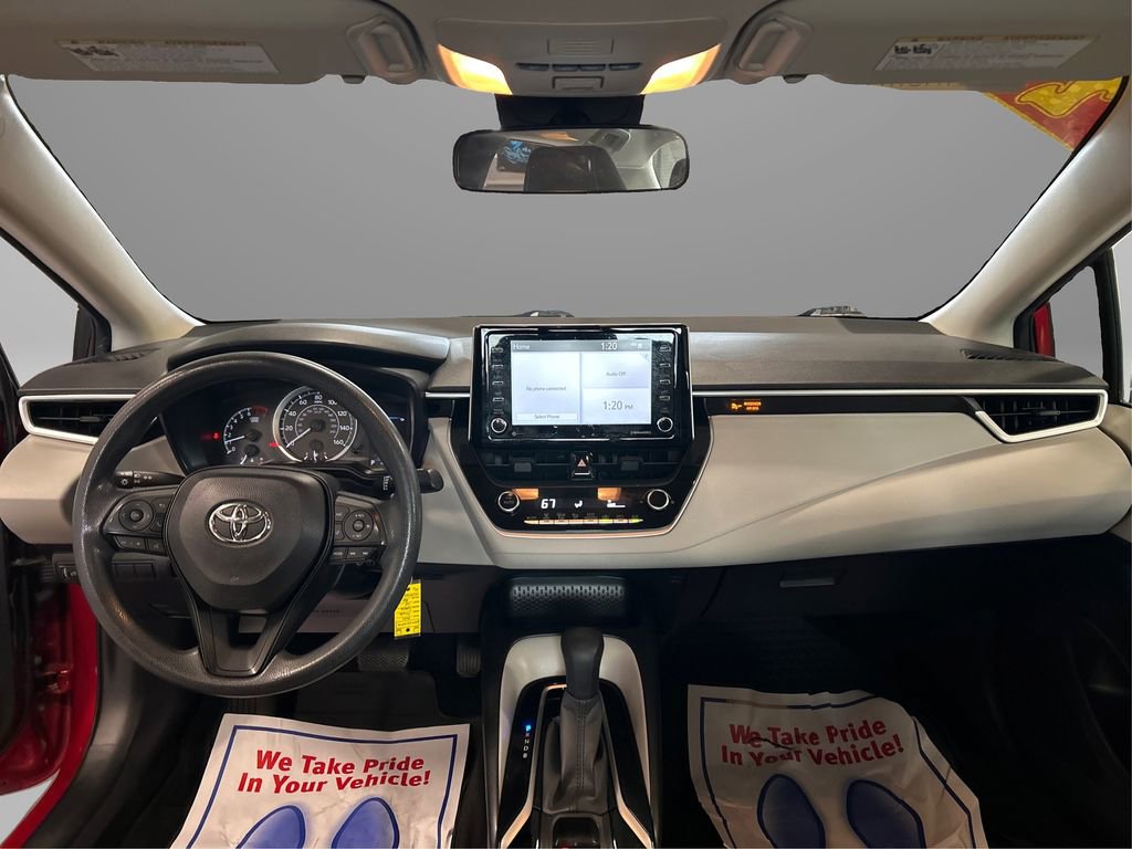 Used 2021 Toyota Corolla LE image 26