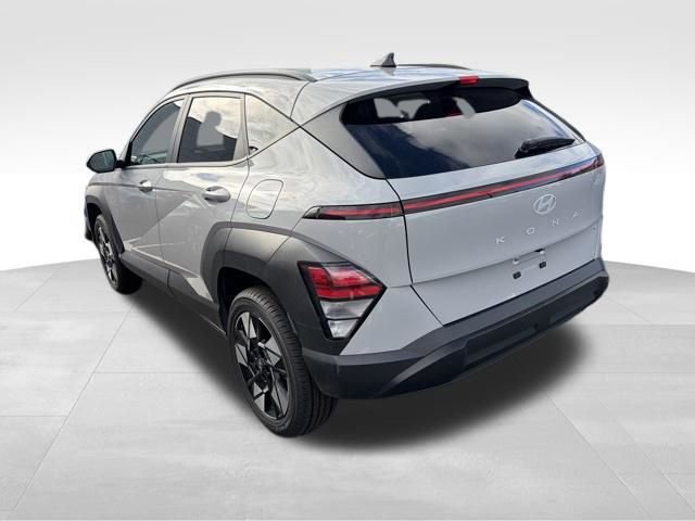Used 2024 Hyundai Kona SEL AWD/4WD image 4
