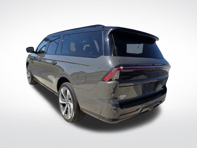 New 2027 Lincoln Navigator L Black Label w/ Black Label Special Edition RWD image 5