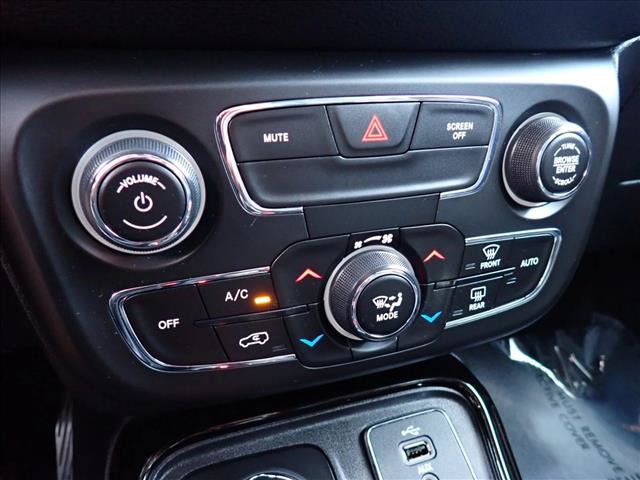 Used 2018 Jeep Compass Limited AWD/4WD image 20
