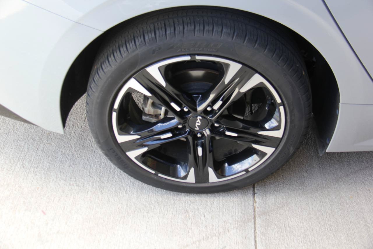 Used 2024 Kia K5 GT-Line w/ GT-Line Premium Package FWD image 34
