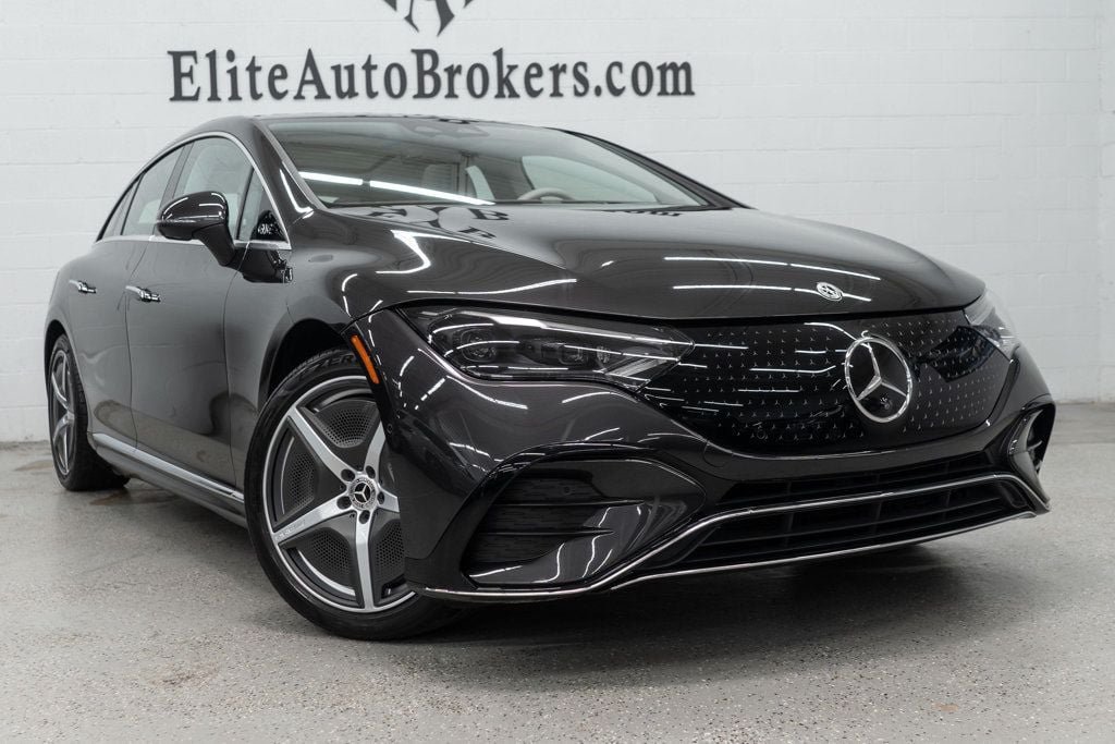 Used 2023 Mercedes-Benz EQE 500 4MATIC Sedan image 7