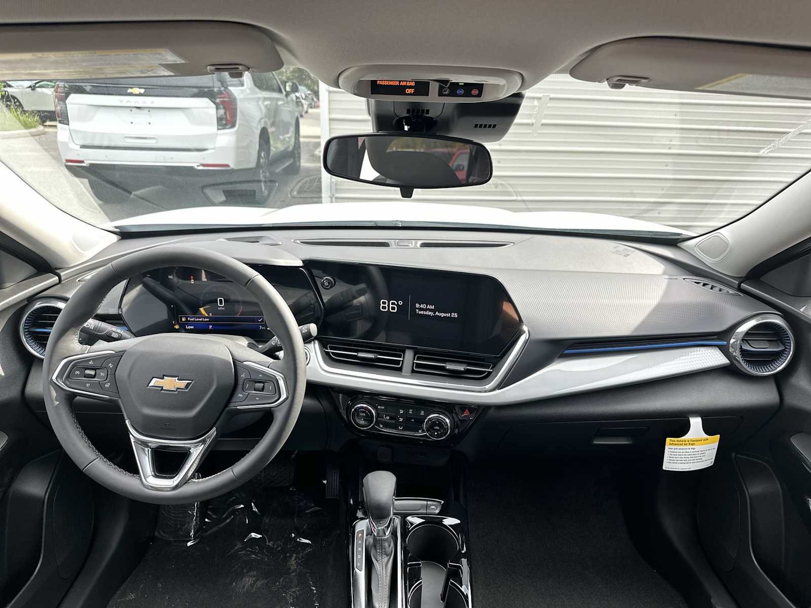 New 2026 Chevrolet Trax LT w/ LT Convenience Package FWD image 14