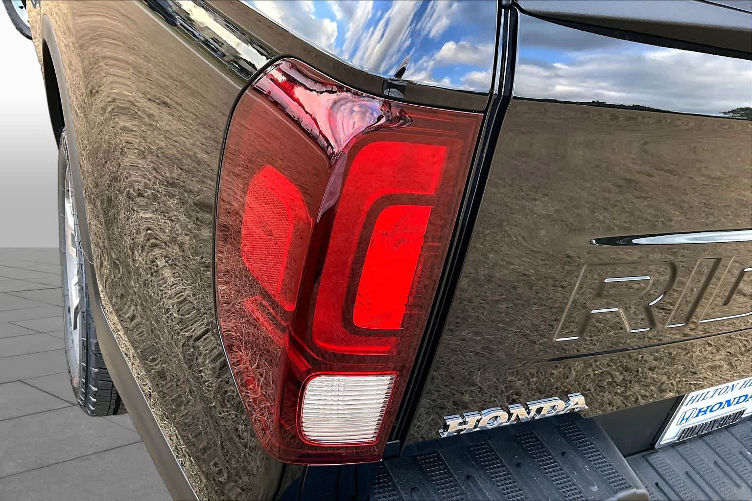 New 2026 Honda Ridgeline RTL image 12