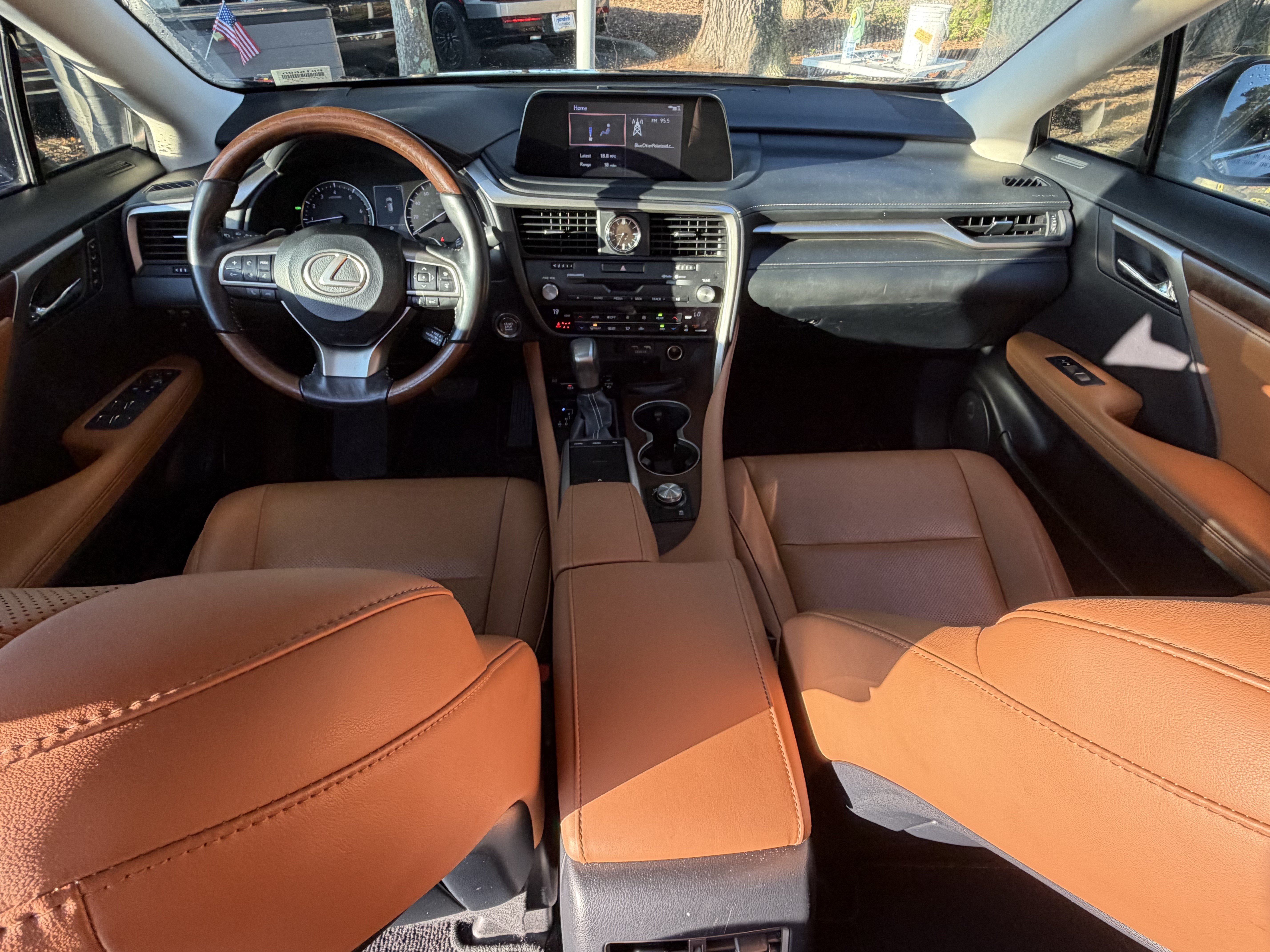 Used 2021 Lexus RX 350L FWD w/ Premium Package image 34