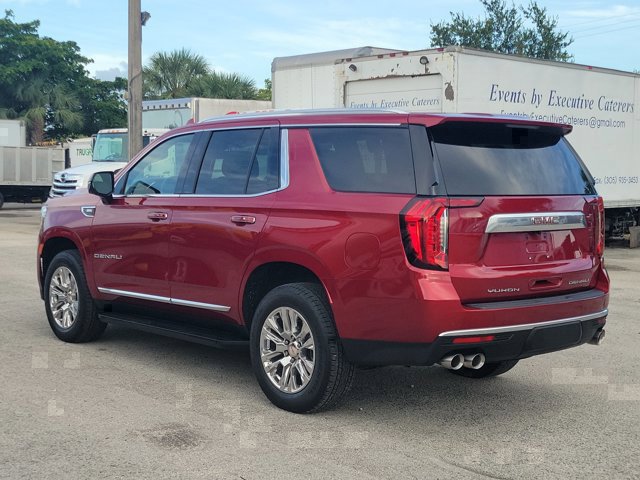 Used 2024 GMC Yukon Denali RWD image 5