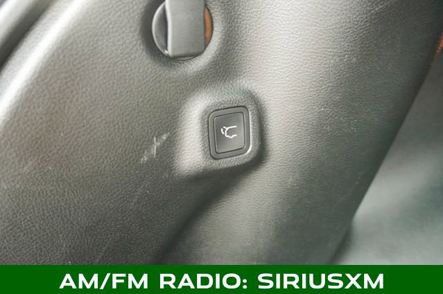 Used 2023 Jeep Compass Trailhawk image 6