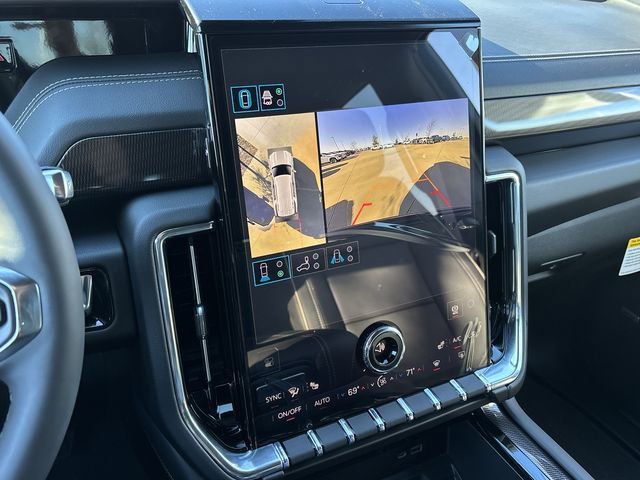 New 2026 GMC Yukon Elevation image 13