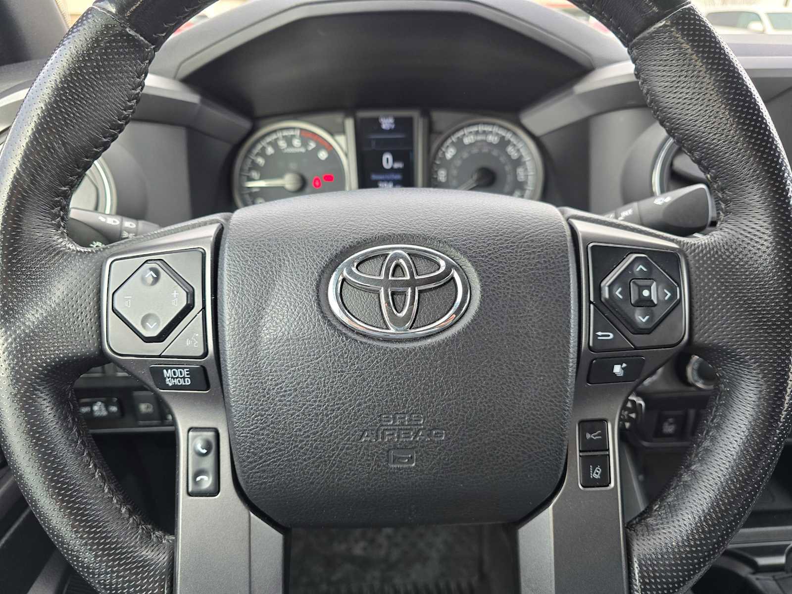 Used 2021 Toyota Tacoma TRD Sport w/ Technology Package image 28