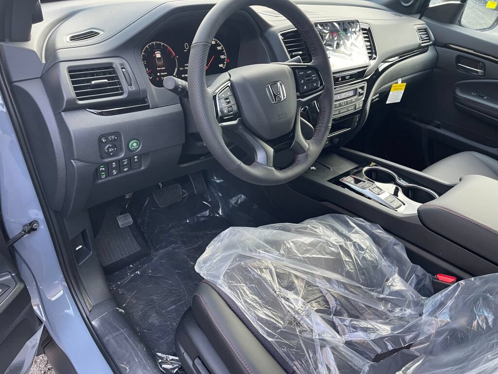 New 2026 Honda Ridgeline Black Edition image 6