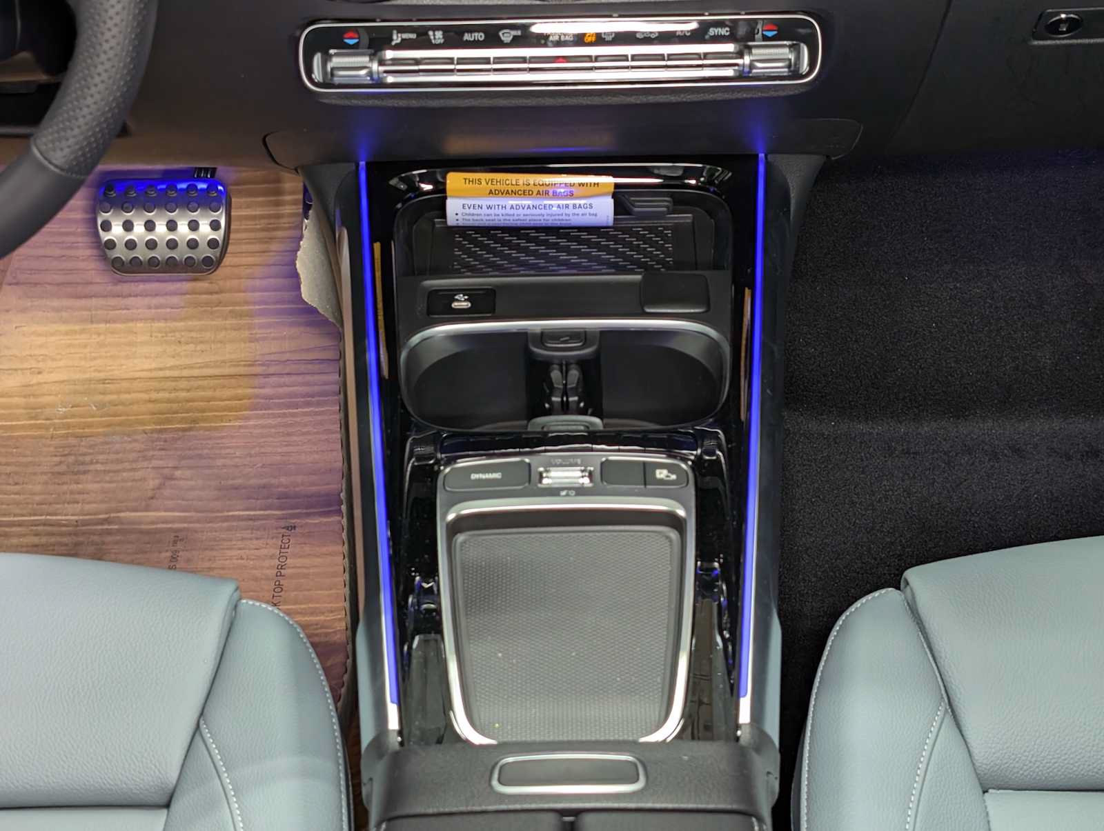 New 2026 Mercedes-Benz GLB 250 4MATIC image 18