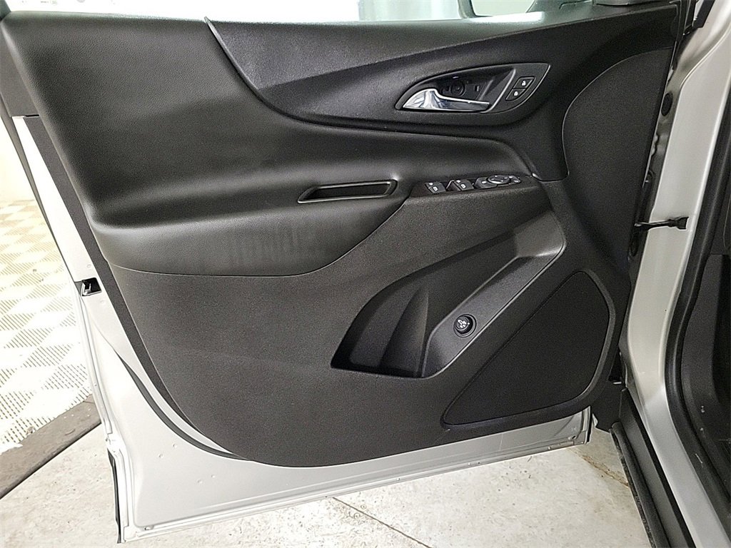 Used 2020 Chevrolet Equinox LT image 21