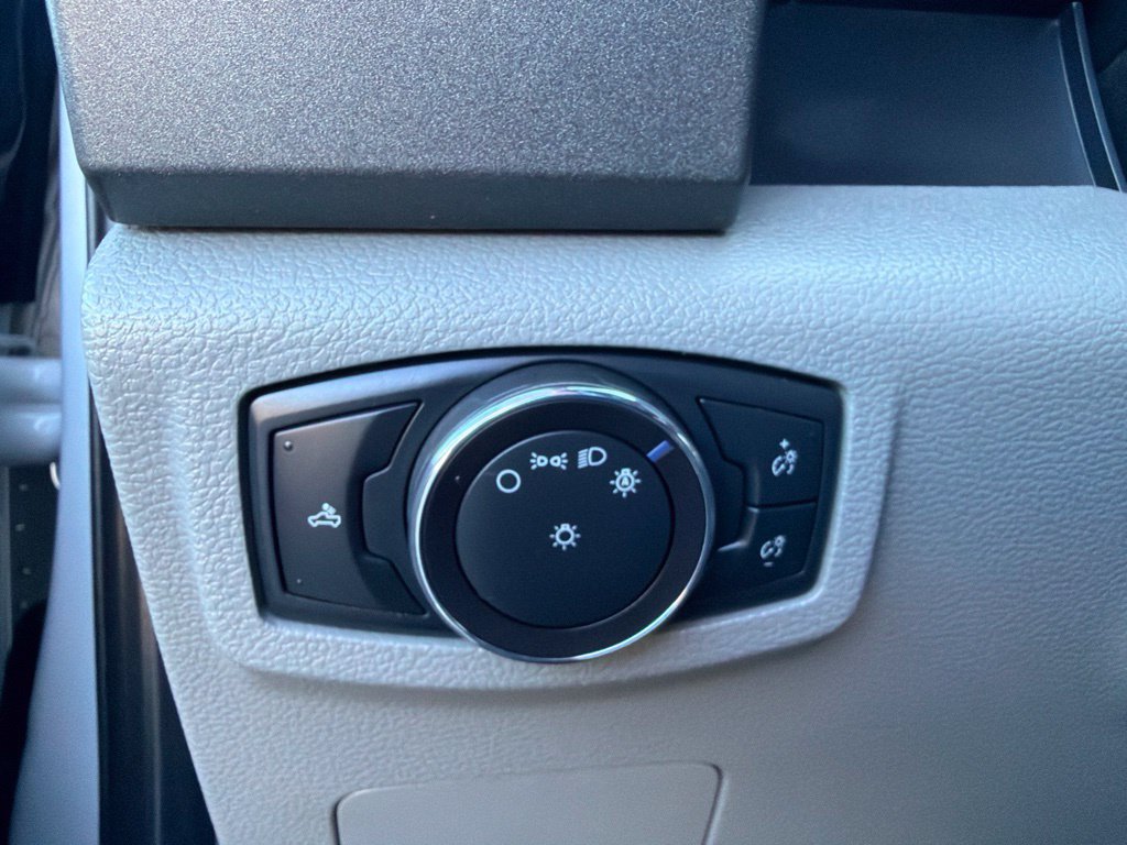 Used 2019 Ford F250 XL w/ Power Equipment Group AWD/4WD image 23