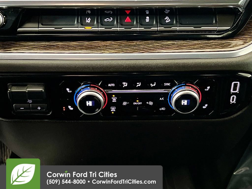 Used 2025 GMC Sierra 3500 SLE w/ SLE Value Package image 8