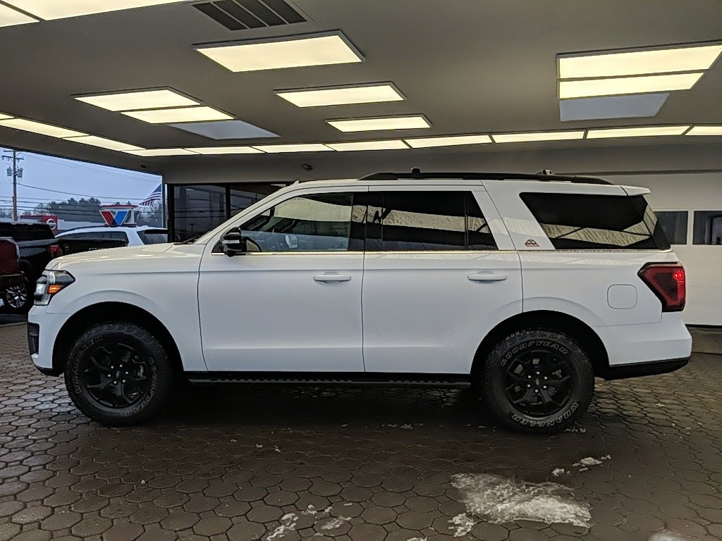 Used 2023 Ford Expedition Timberline image 11