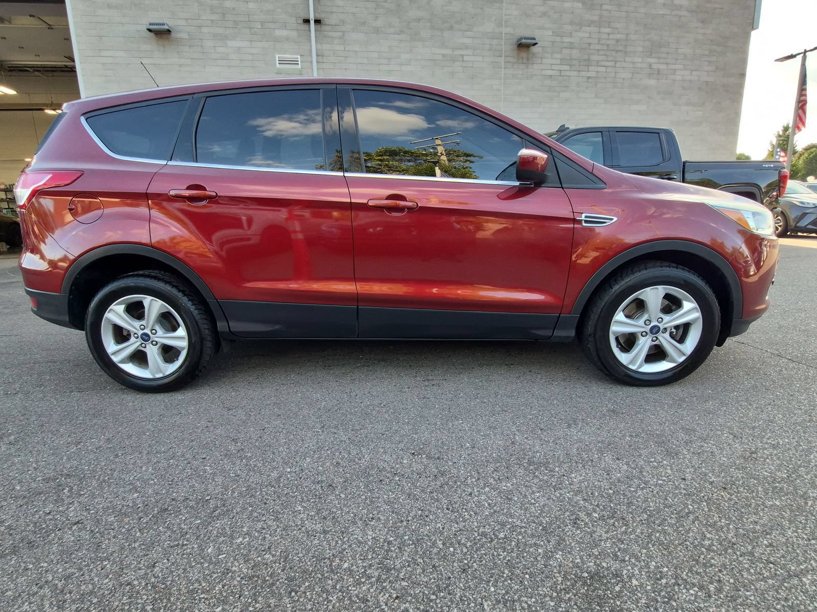 Used 2016 Ford Escape SE AWD/4WD image 10
