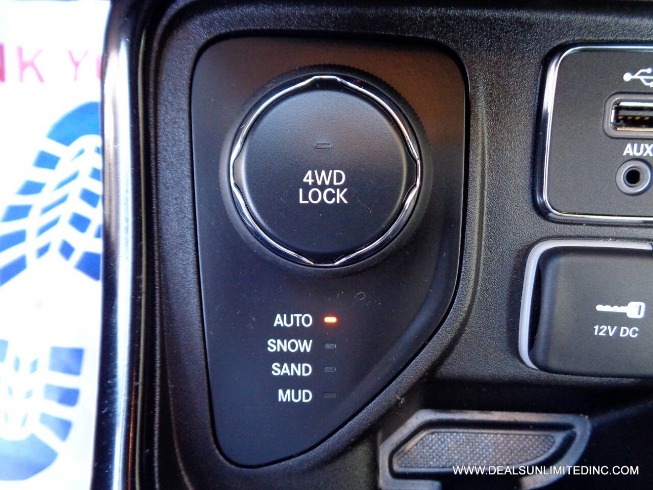 Used 2020 Jeep Compass Limited AWD/4WD image 12