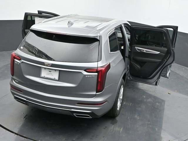 New 2025 Cadillac XT6 Luxury image 59