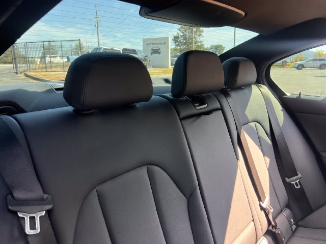 Used 2020 BMW 330i Sedan w/ Convenience Package RWD image 28