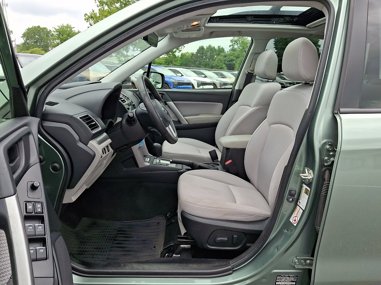 Used 2018 Subaru Forester 2.5i Premium AWD/4WD image 14