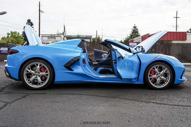 Used 2021 Chevrolet Corvette Stingray Premium Conv w/ Z51 Performance Package RWD image 26