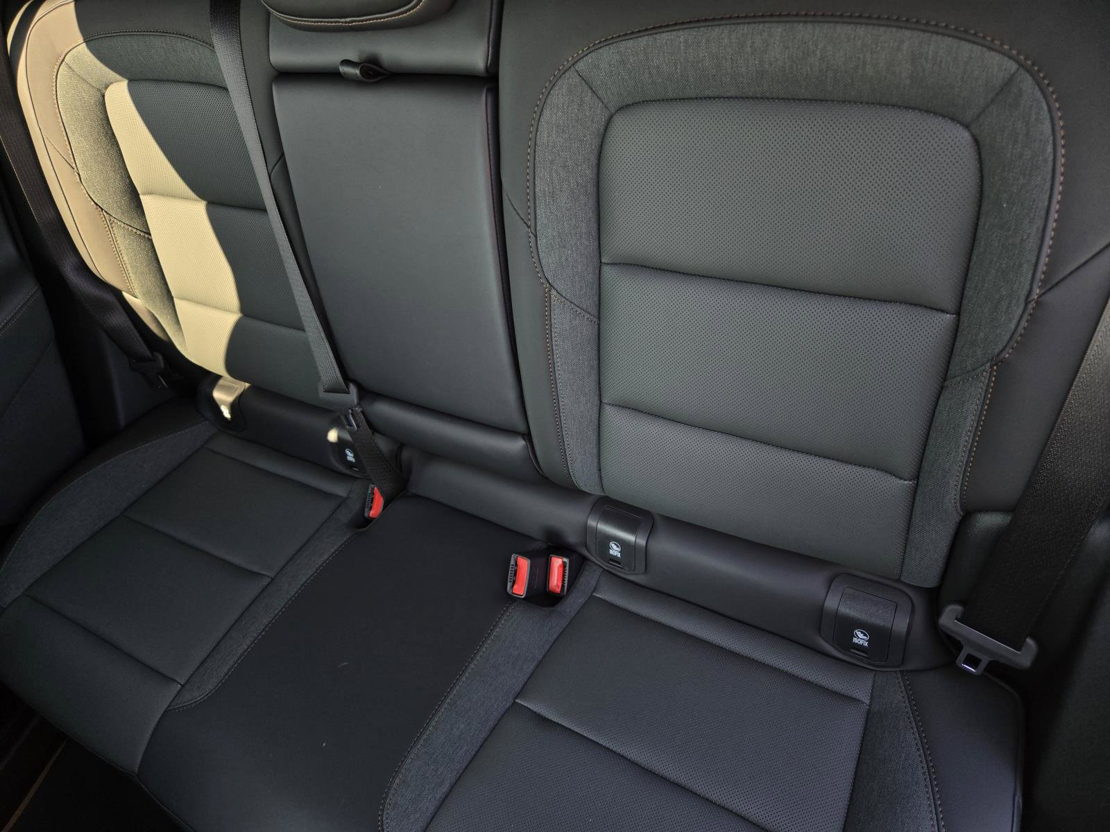 New 2027 GMC Terrain AT4 AWD/4WD image 5