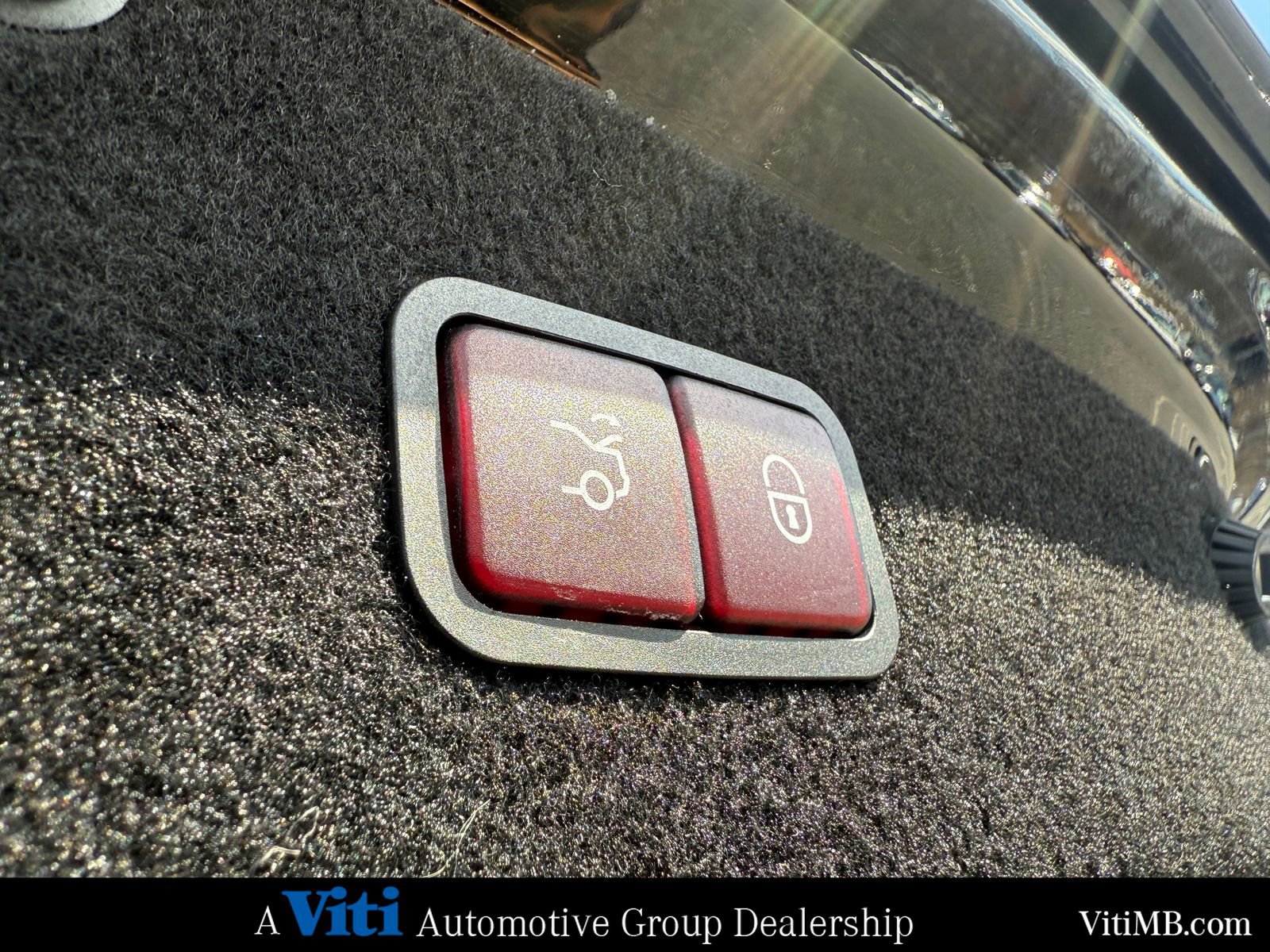 Used 2018 Mercedes-Benz S 560 4MATIC Sedan image 25