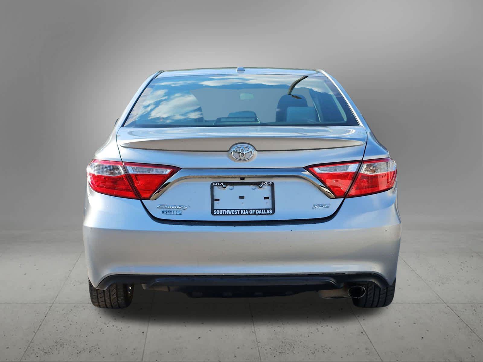Used 2015 Toyota Camry XSE FWD image 5