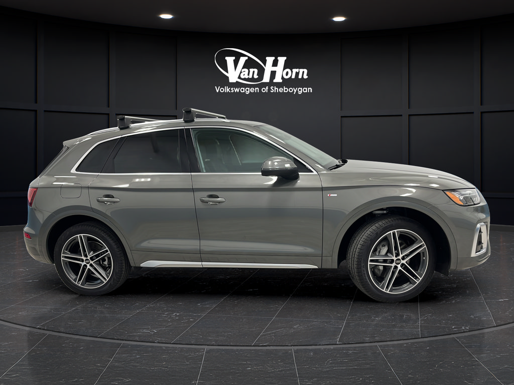 Used 2024 Audi Q5 e Premium w/ Convenience Package AWD/4WD image 8