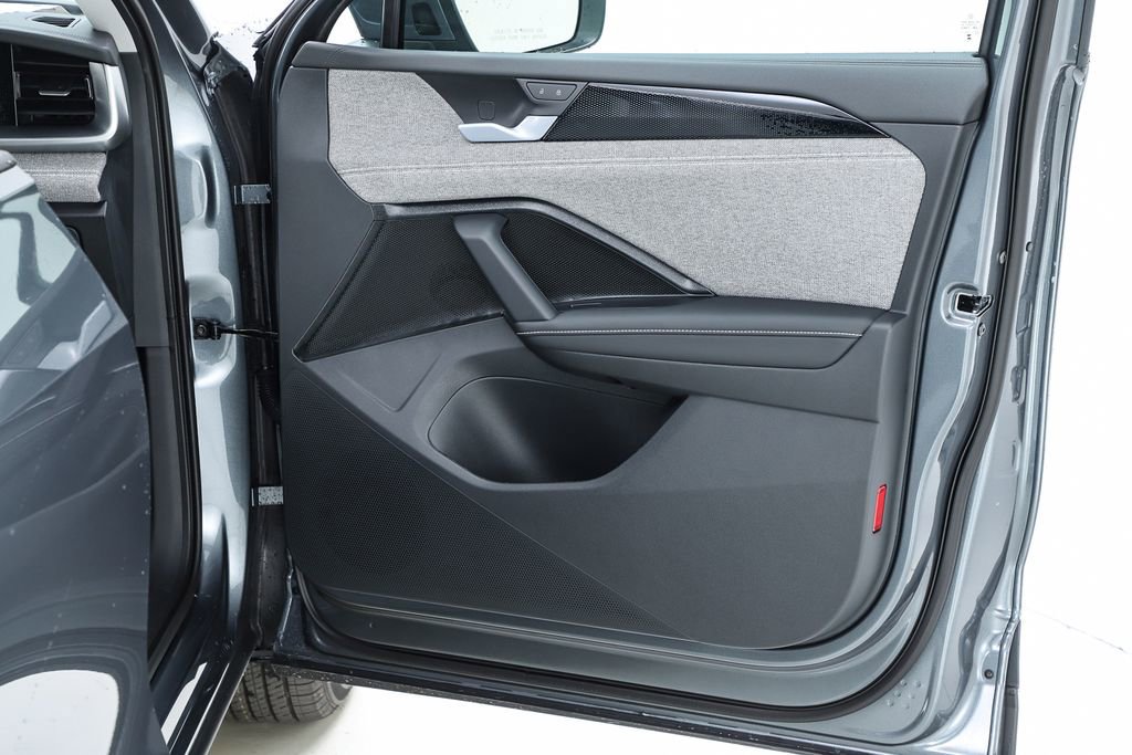 New 2026 Volkswagen Tiguan S image 31