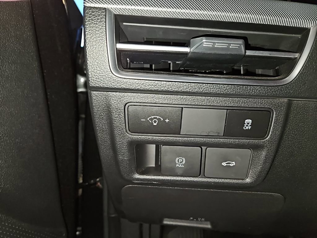 Used 2025 Hyundai Sonata SEL image 16