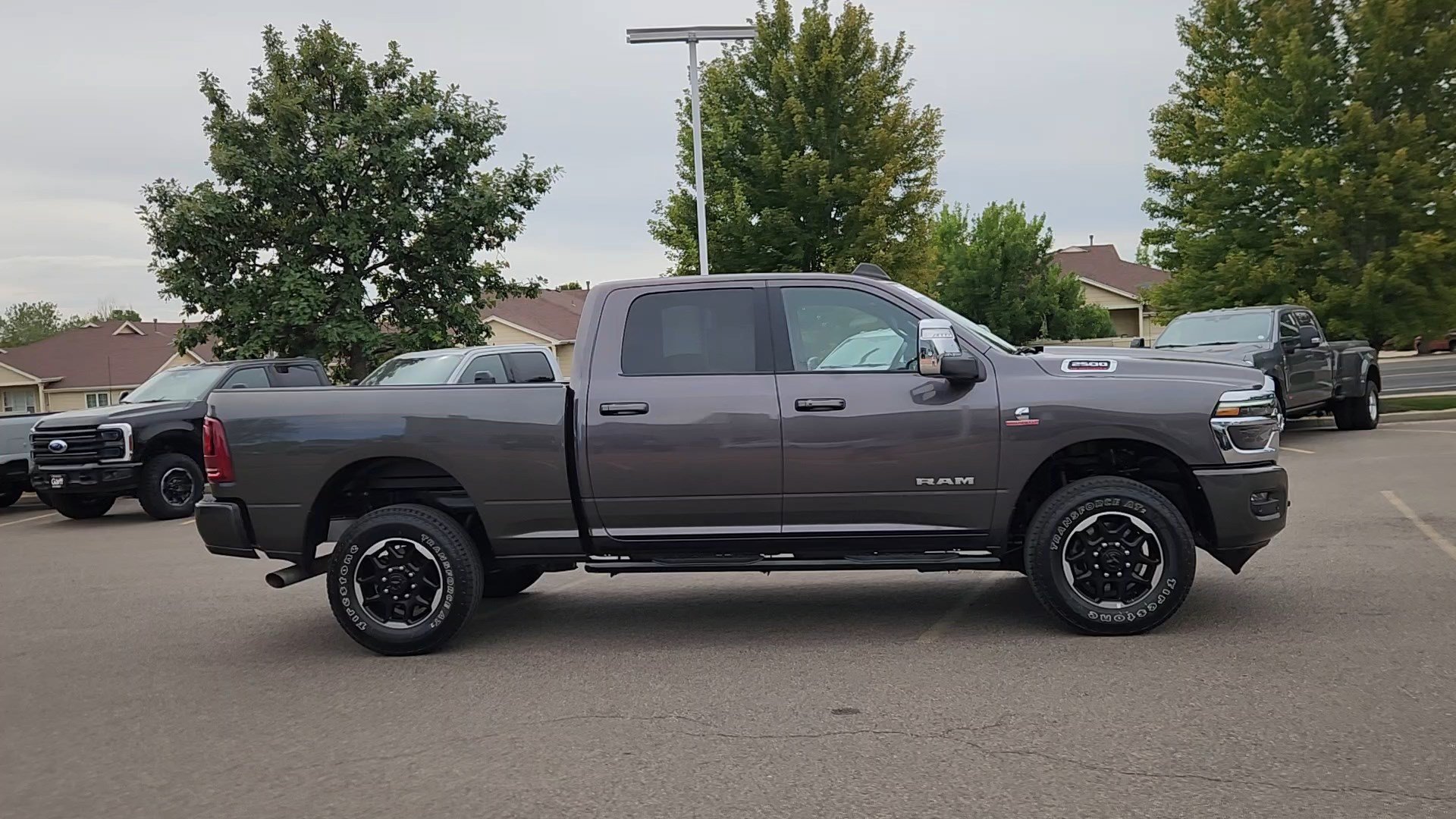 Used 2025 RAM 2500 Laramie AWD/4WD image 11