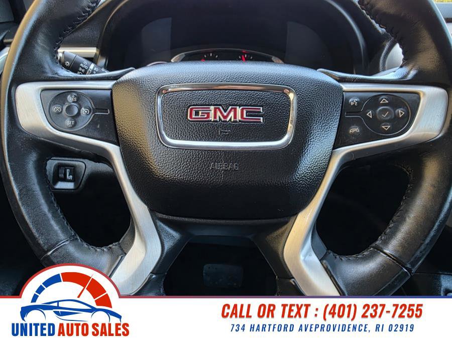 Used 2017 GMC Acadia SLE image 18