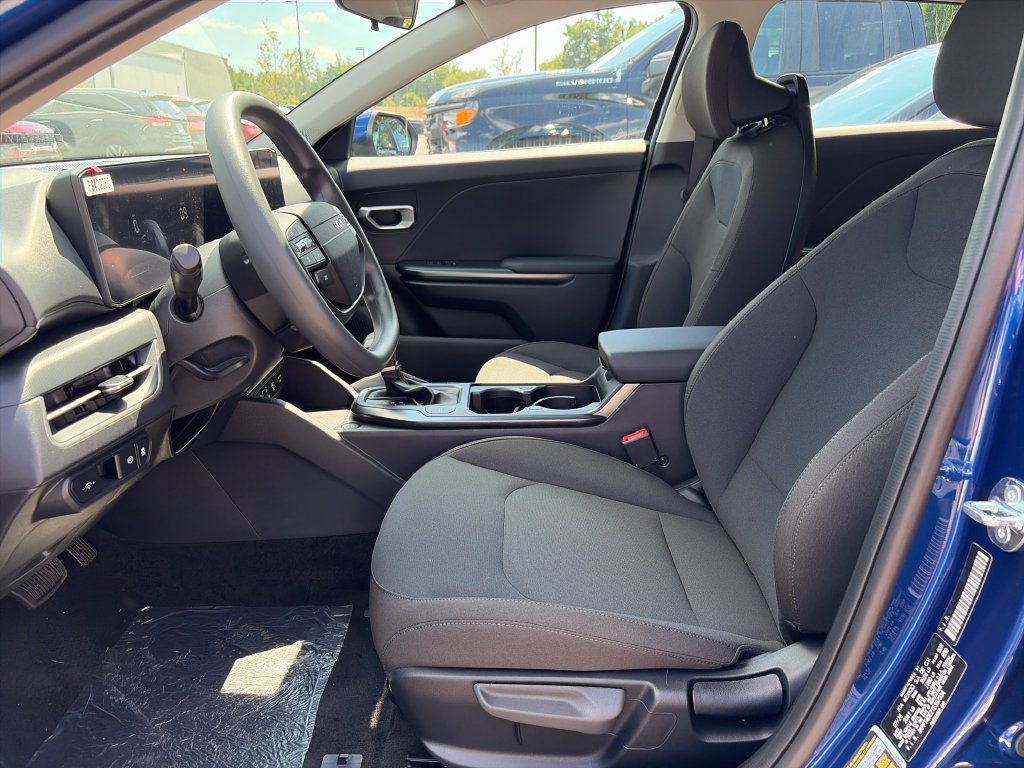 New 2026 Kia K4 FWD image 13