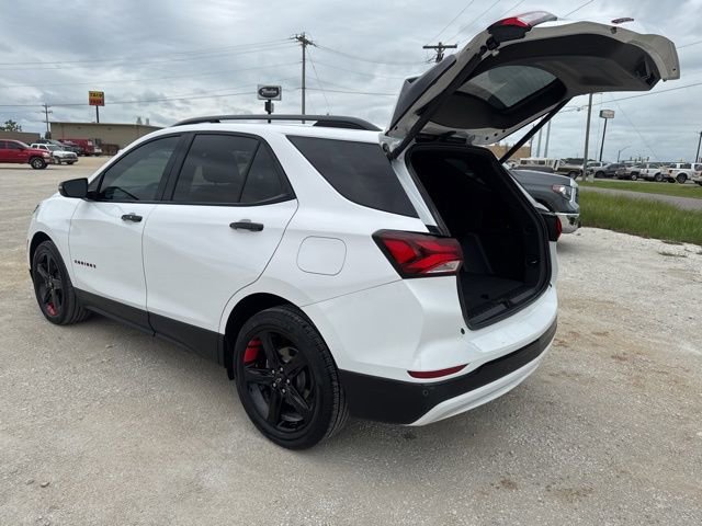 Used 2024 Chevrolet Equinox Premier w/ Redline Edition FWD image 3