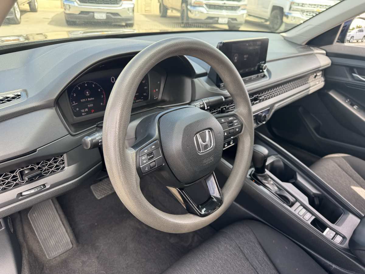 Used 2023 Honda Accord LX image 22
