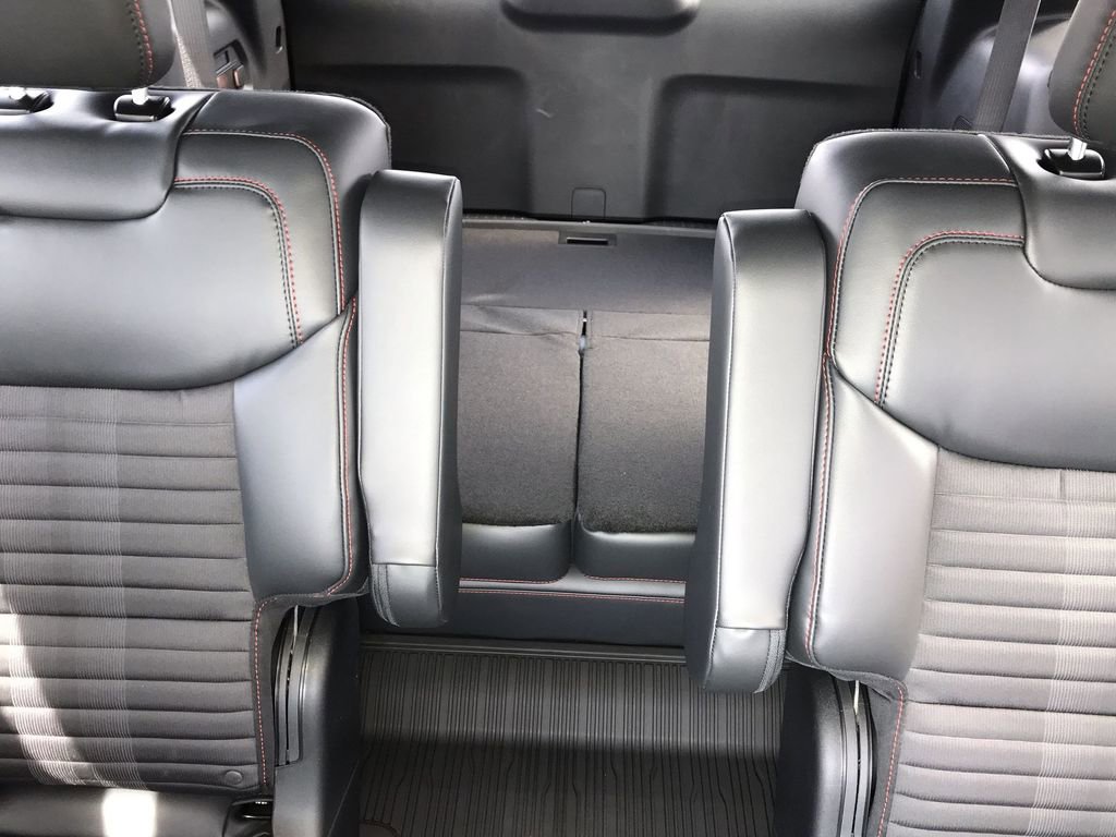 New 2026 Ford Explorer ST-Line w/ ST-Line Street Pack AWD/4WD image 24